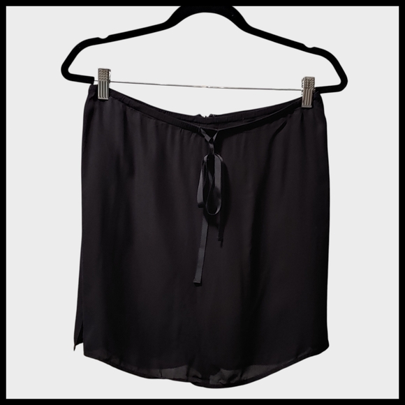 Banana Republic Pants - Banana Republic Lightweight Skort